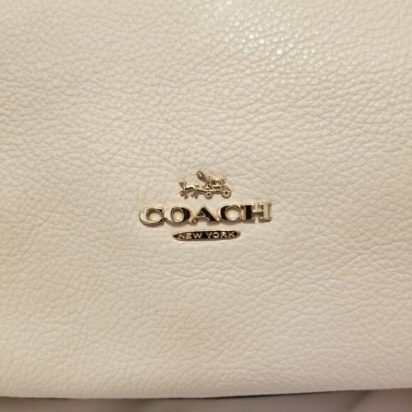 Authentic Coach Cream Ivory Pebbled Leather Large Tote Purse - Picture 3 of 15